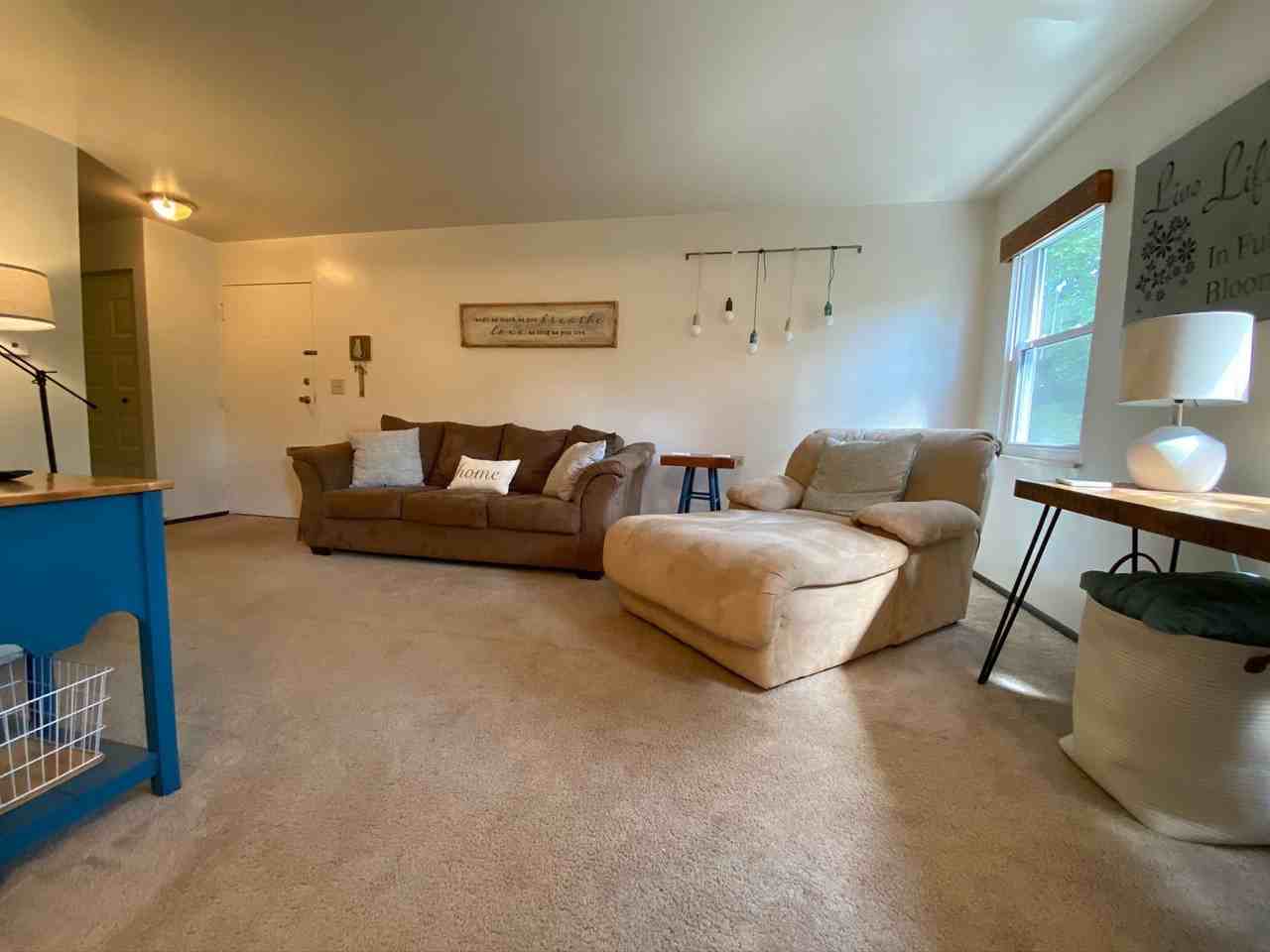 315 Bellwood Dr - Photo 3 of 9