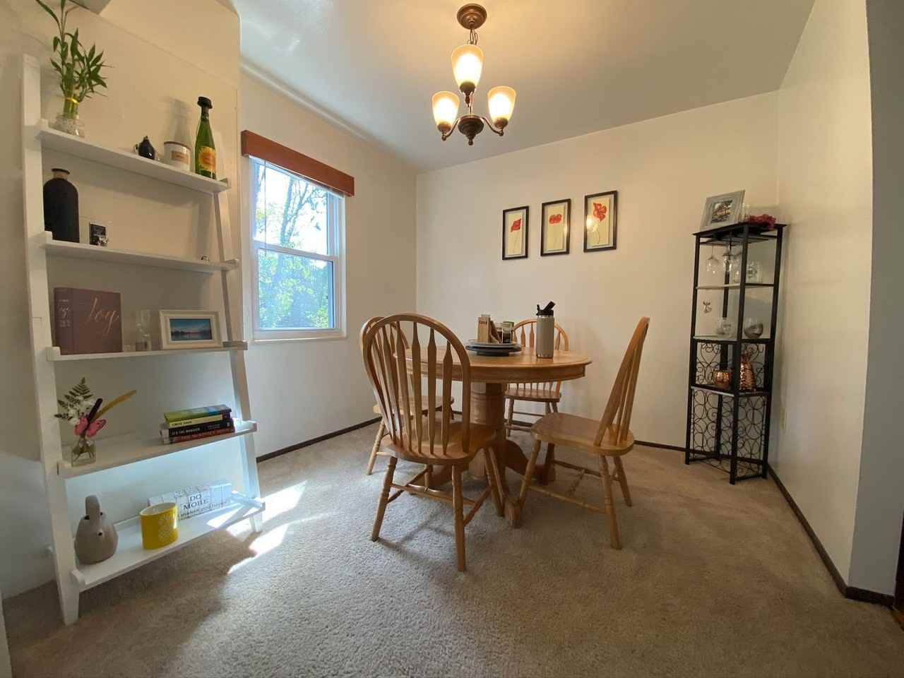 604 Bellwood Dr - Photo 4 of 9
