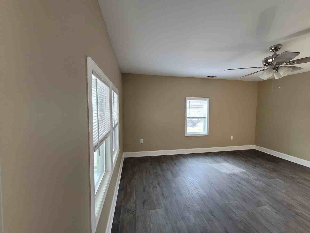 374 Paul Bryant Rd - Photo 4 of 7