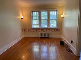 featured image of 292 Oxford St
