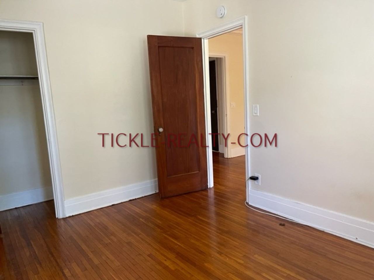 The Benson Apartment Building - Photo 5 of 29
