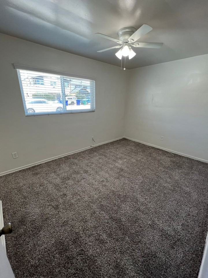 2577 Broadway - Photo 5 of 6