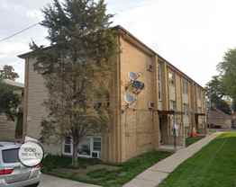 Updated Berwyn Unit with Heat Included!  3533 S. Harlem Avenue - Photo 1 of 1