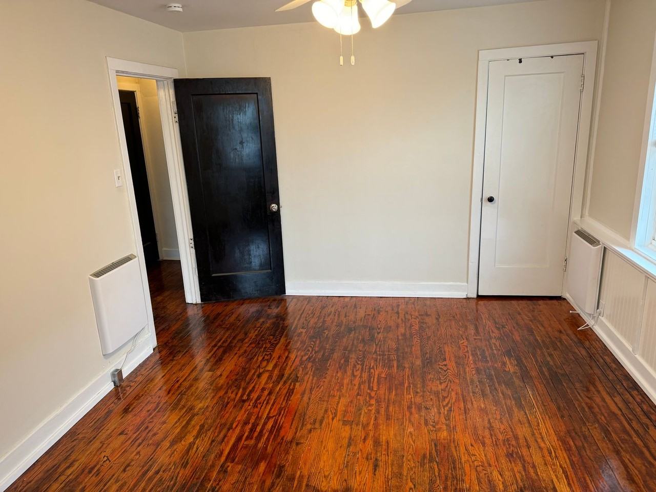 912 S 5th - Photo 3 of 11