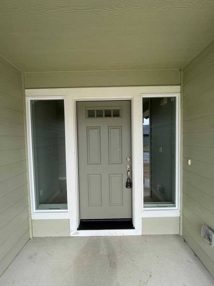 1450 Northgate Dr - Photo 2 of 29