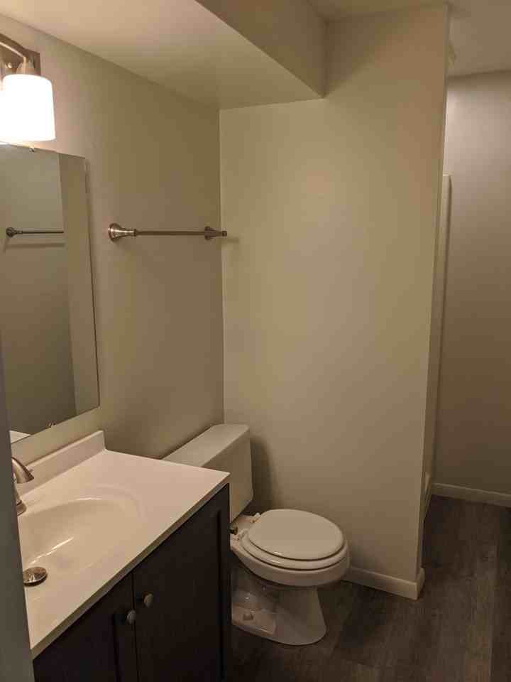 2130 10th St - Photo 3 of 26