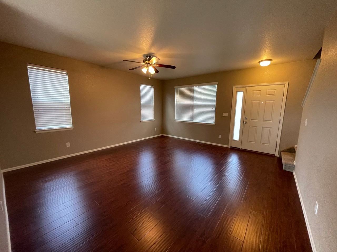 1003 Trading Post Rd - Photo 3 of 25