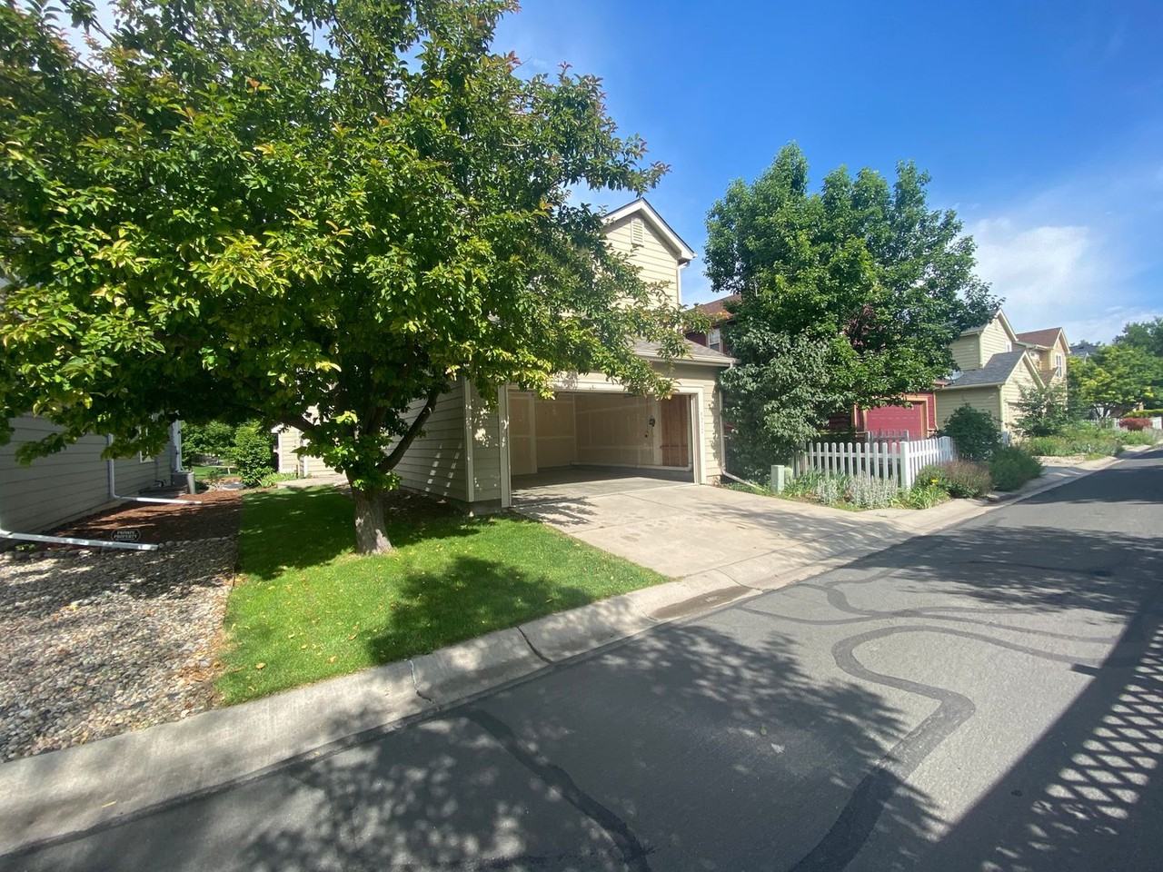 5232 Corbett Dr - Photo 2 of 27
