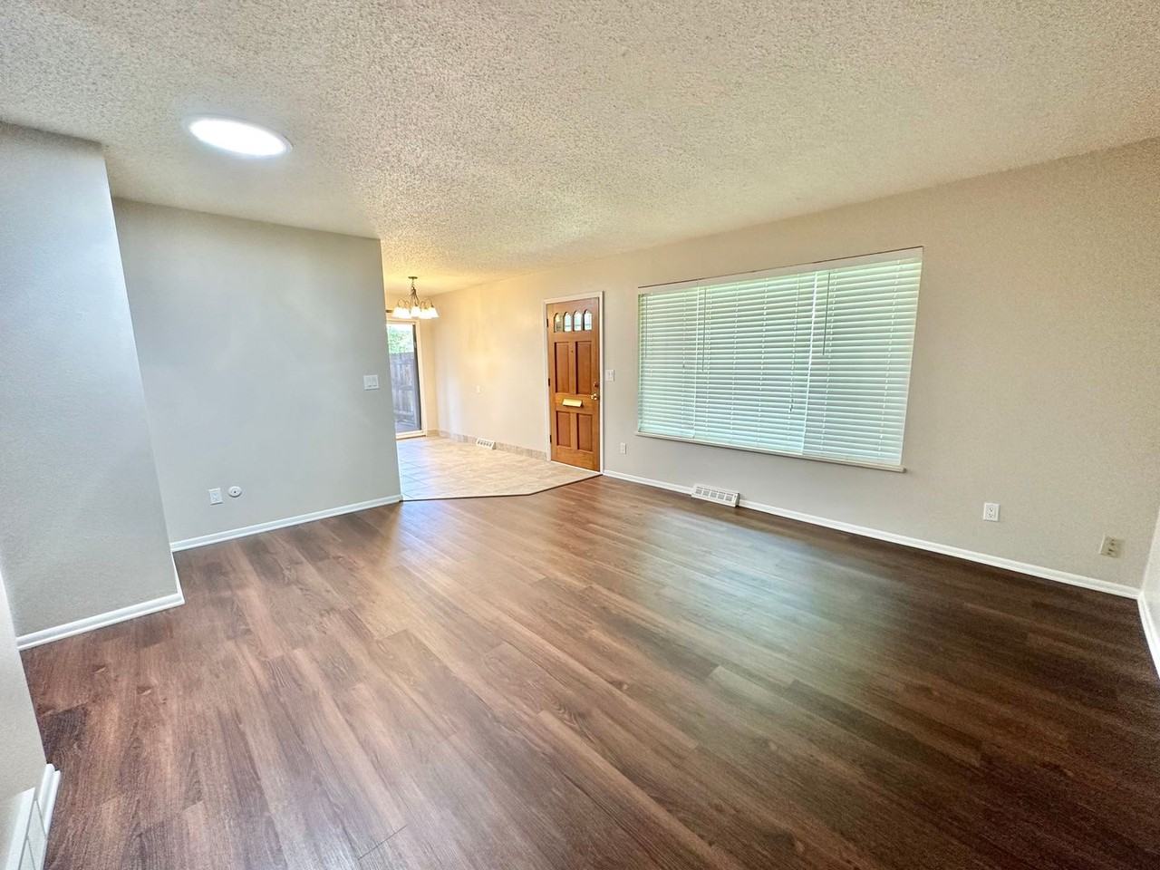 2623 Leisure Dr - Photo 3 of 14