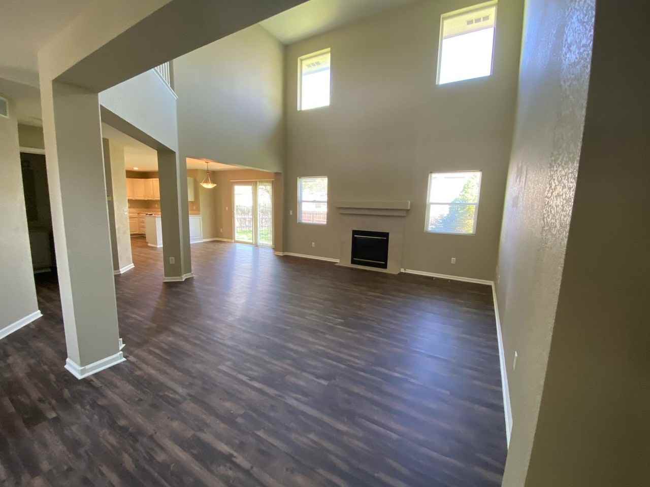 2662 Paddington Rd - Photo 5 of 19