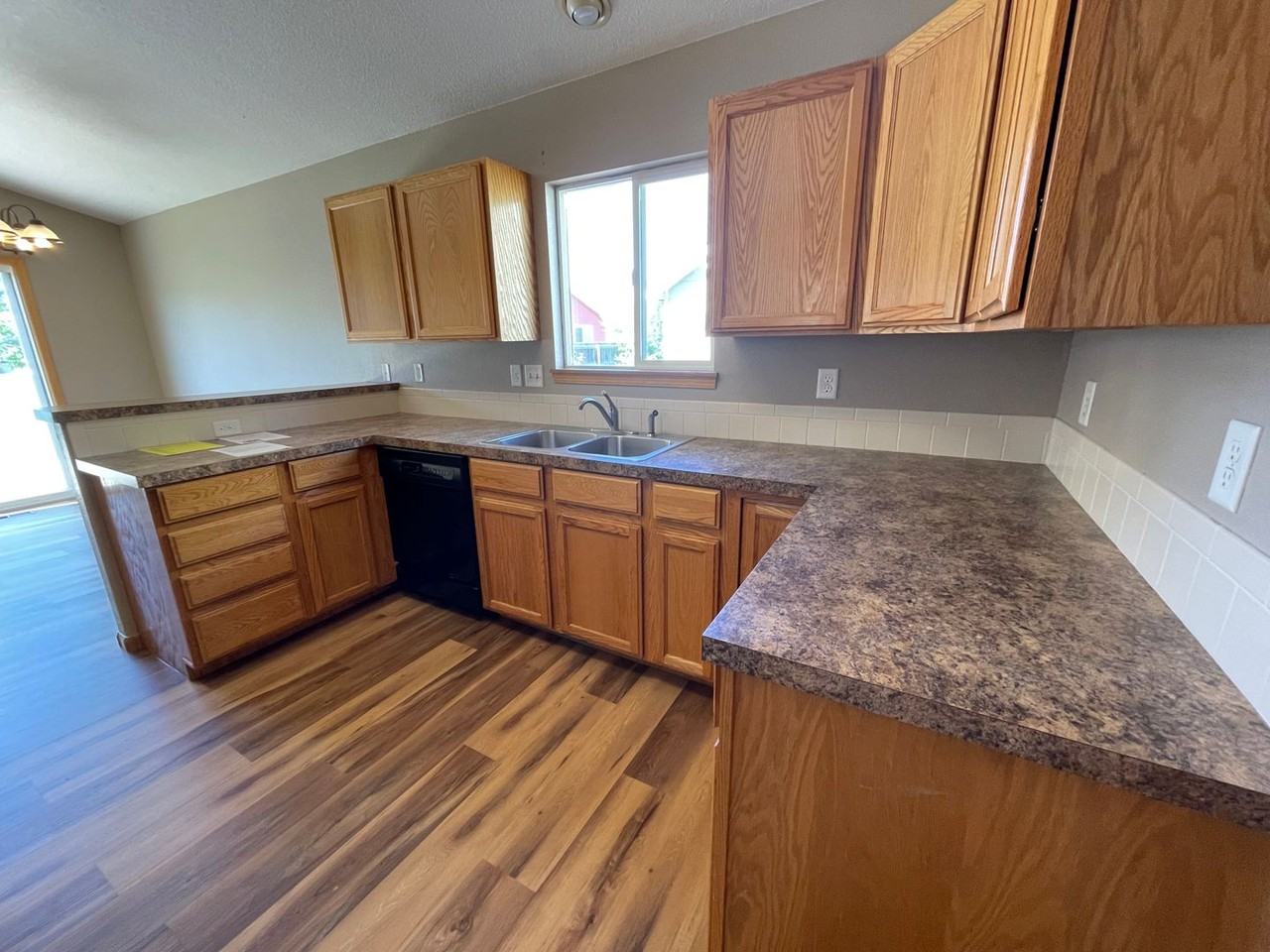 765 Bluegrass Way - Photo 7 of 24