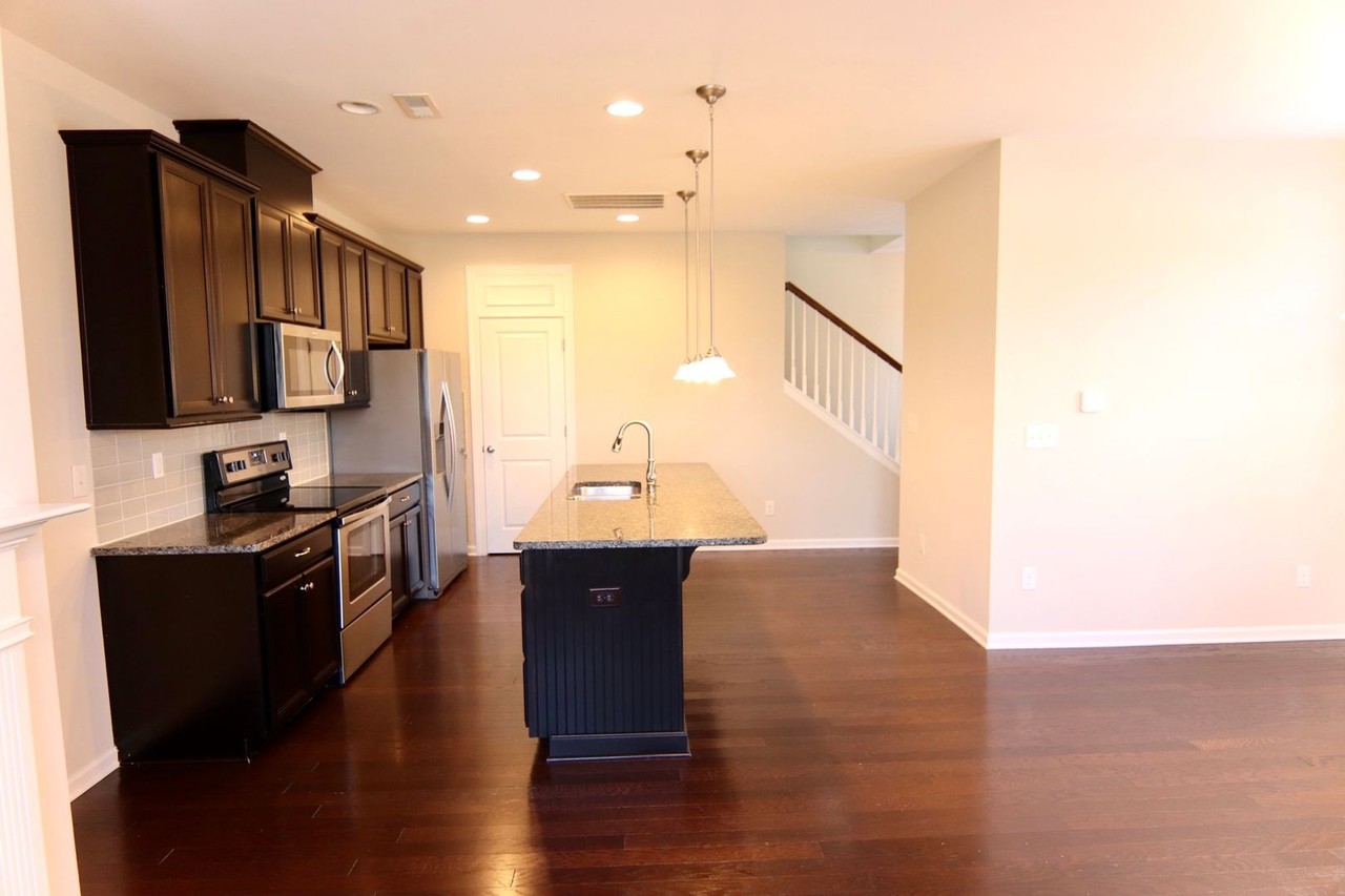 6634 Berewick Commons Pkwy - Photo 5 of 14