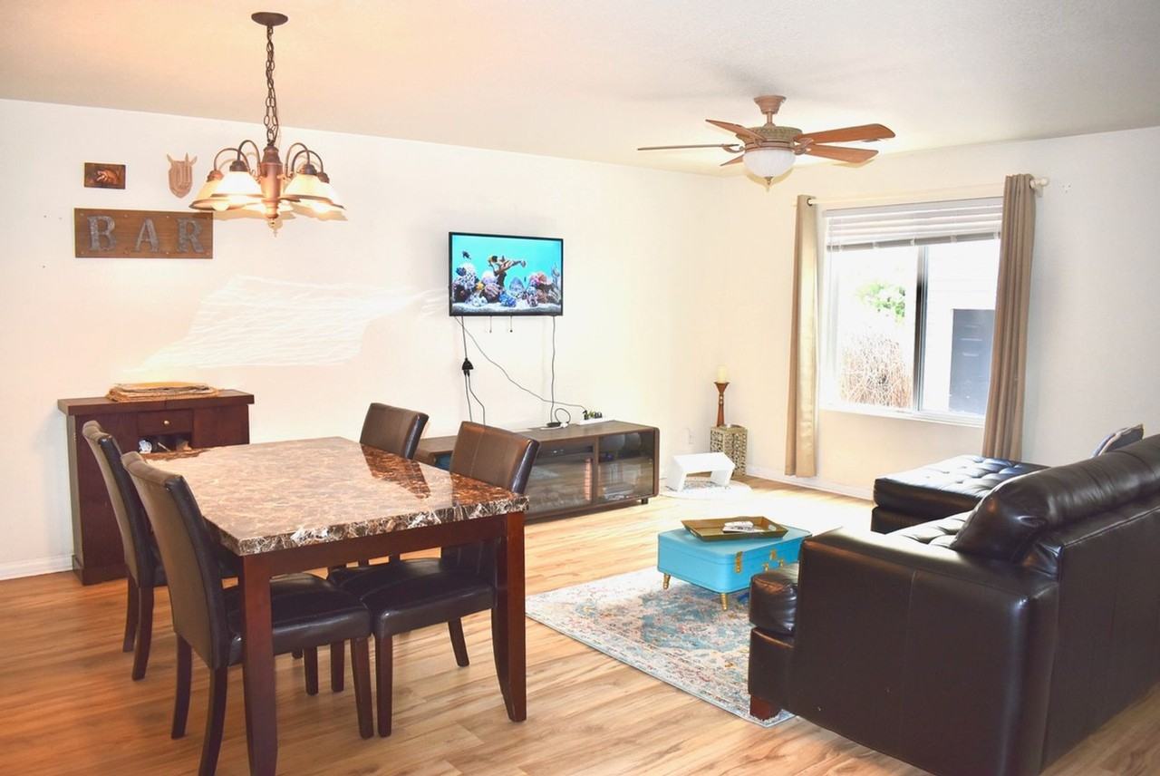 10700 Kimblewyck Cir - Photo 3 of 18