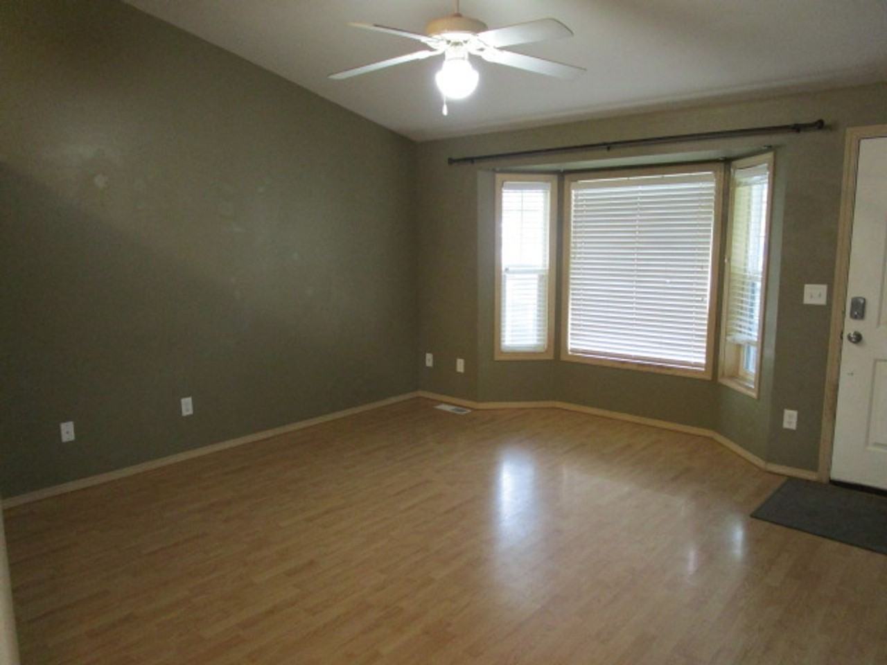 1269 Arrezo Dr - Photo 2 of 18