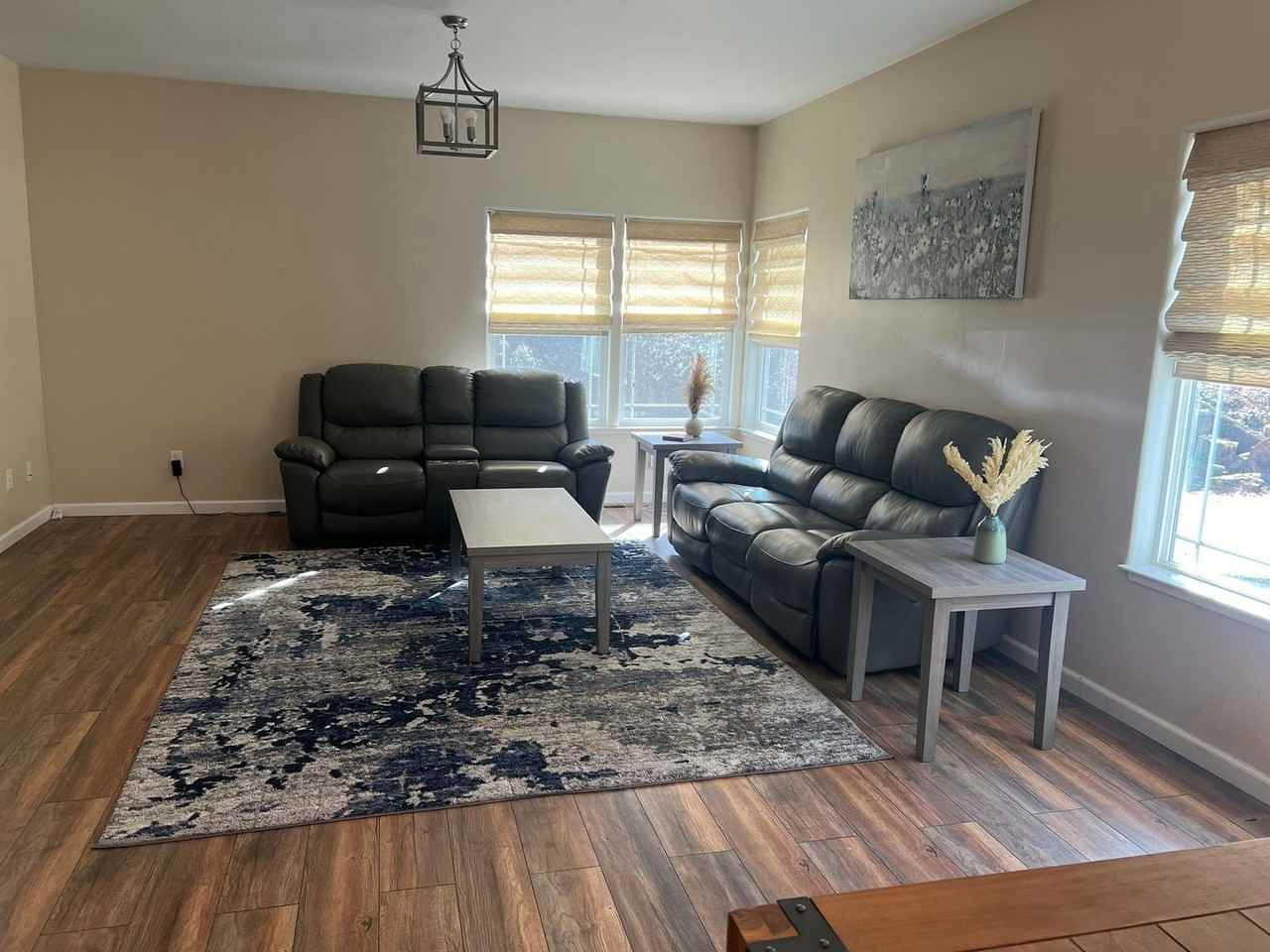 10570 Alta Sierra Dr - Photo 3 of 33