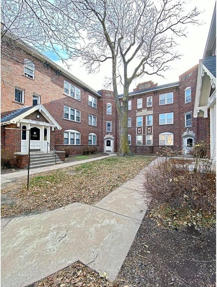 Jones Ansonia Apartments 2221 Jones St, Omaha, NE 68102 Zumper