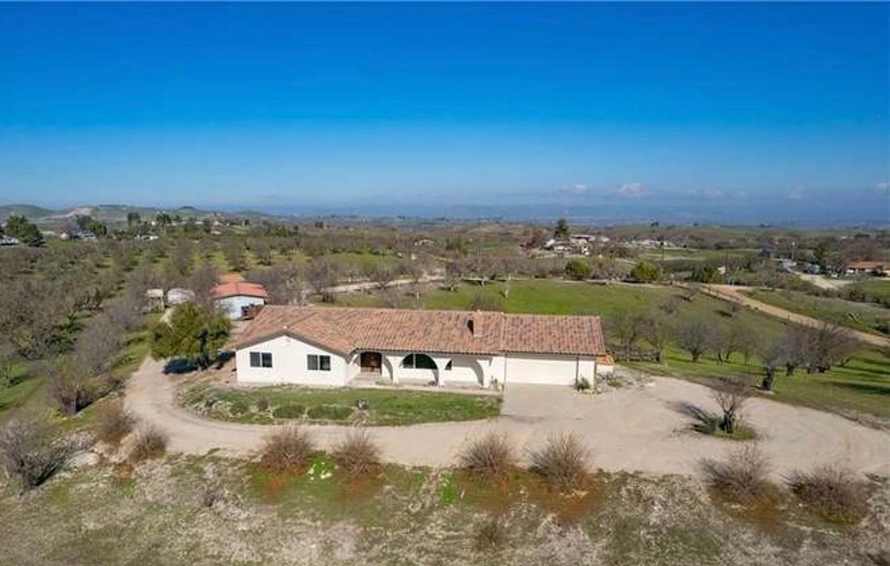 5395 Mustard Creek Rd - Photo 2 of 25