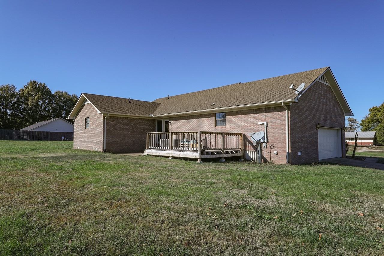 1297 Mount Pelia Rd - Photo 3 of 4