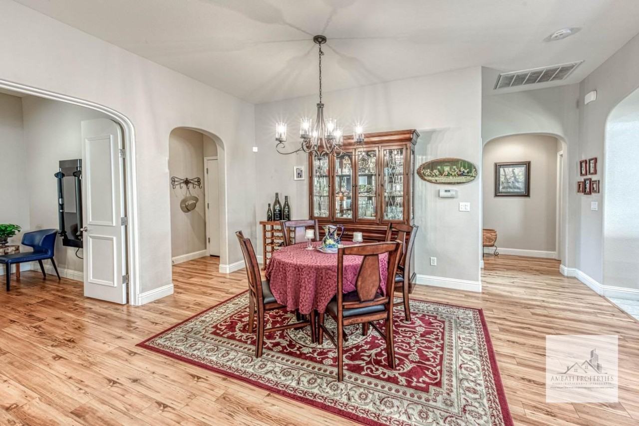 3754 Salem Ln - Photo 5 of 17