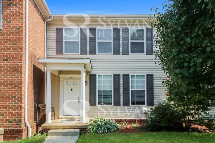 705 George St - Photo 2 of 16