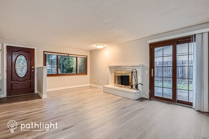 3816 Ne 143rd Ave - Photo 2 of 15