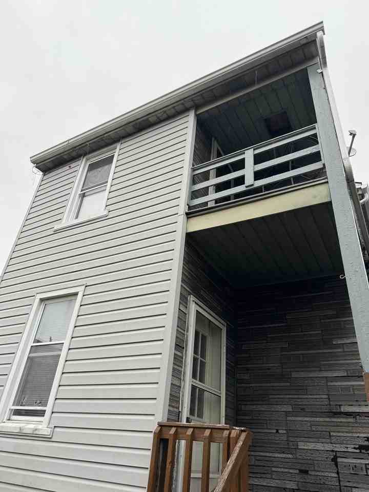 1906 Mcclure St #2 - Photo 2 of 10