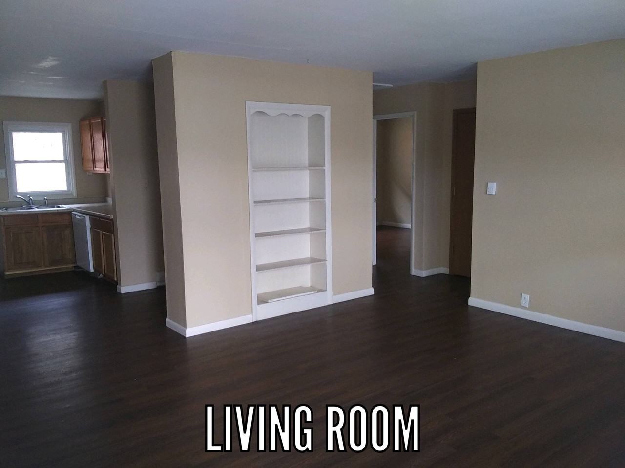 712 S 6th Ave #712 - Photo 3 of 10