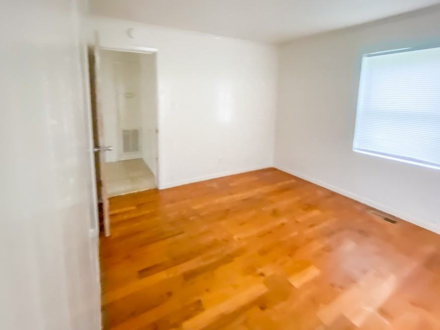 3415 Danbury Rd #NA - Photo 7 of 10