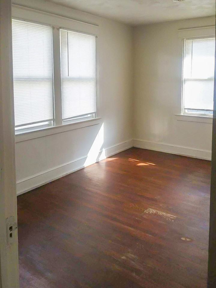 3207 Logandale Ave #NA - Photo 5 of 6