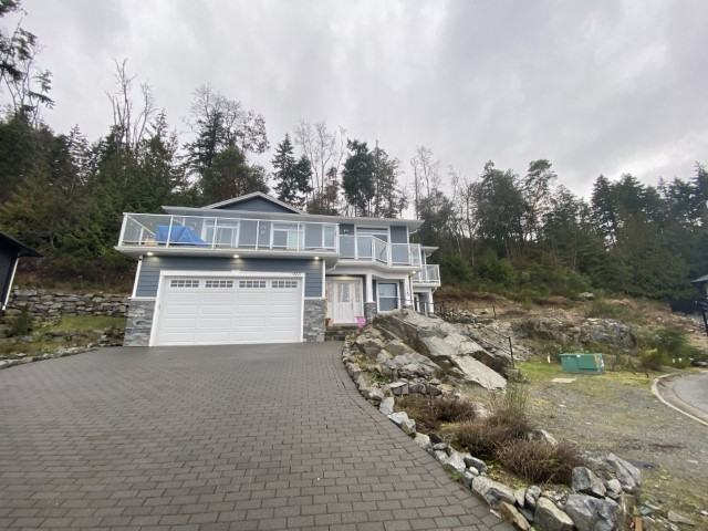 925 Hanington Rd #A - Photo 2 of 17