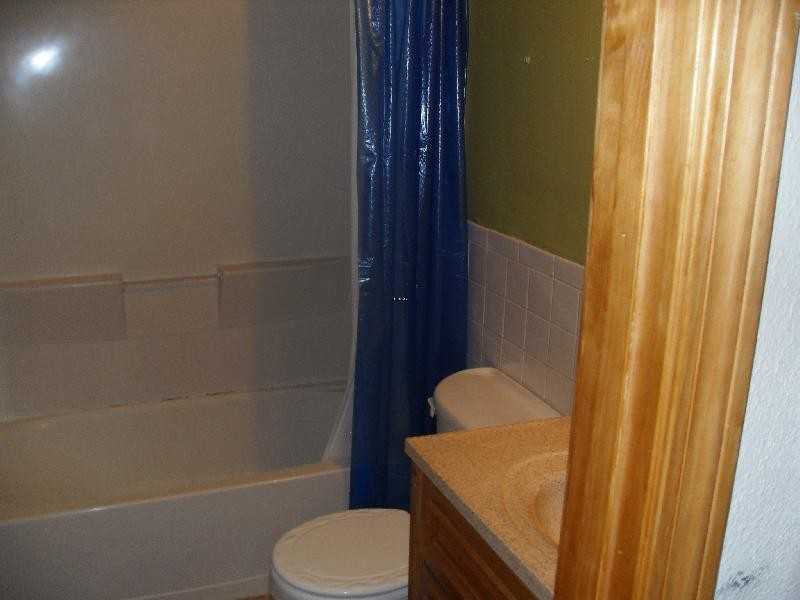 125 Whipple St 10 - Photo 3 of 4