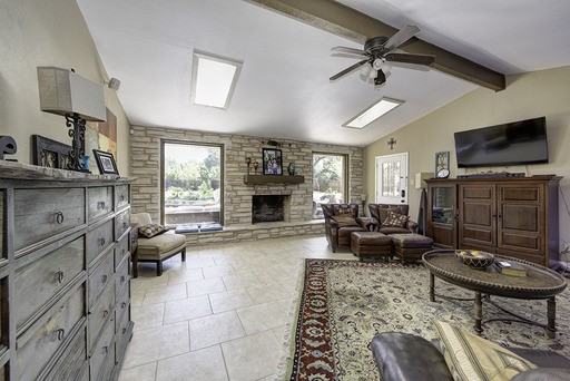 86 Mossy Cup Ln - Photo 2 of 6