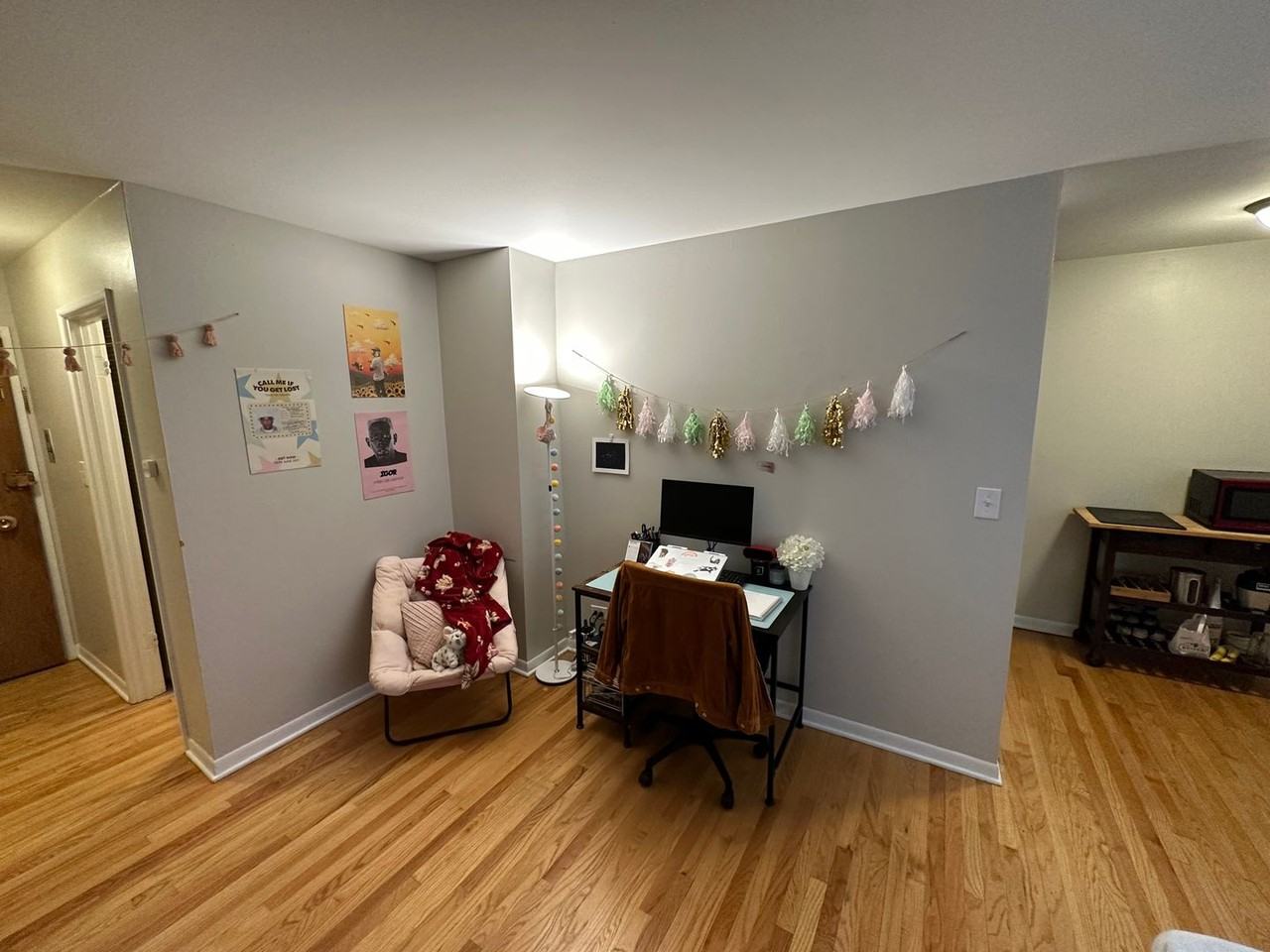 468 West Melrose - Photo 2 of 12