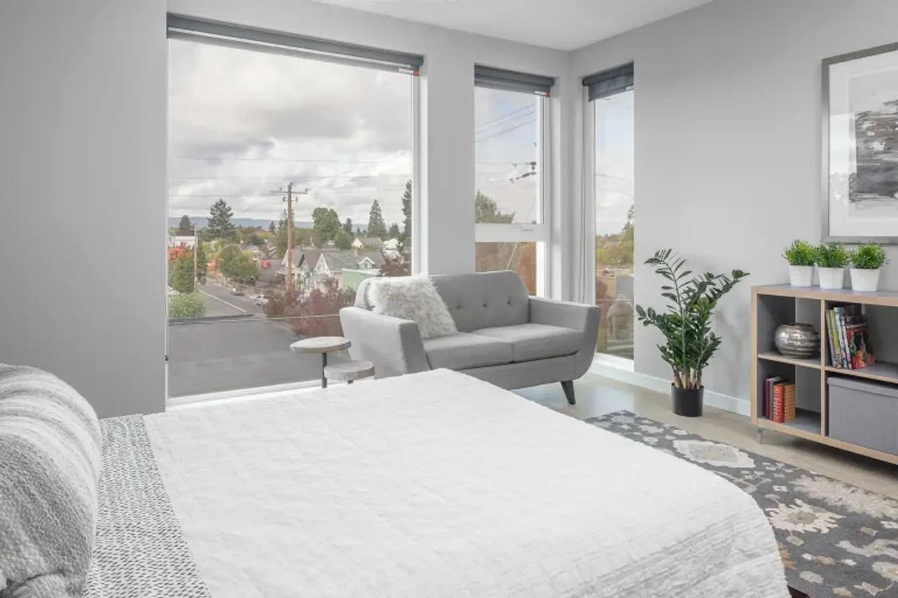 Alberta 13 - Photo 2 of 42