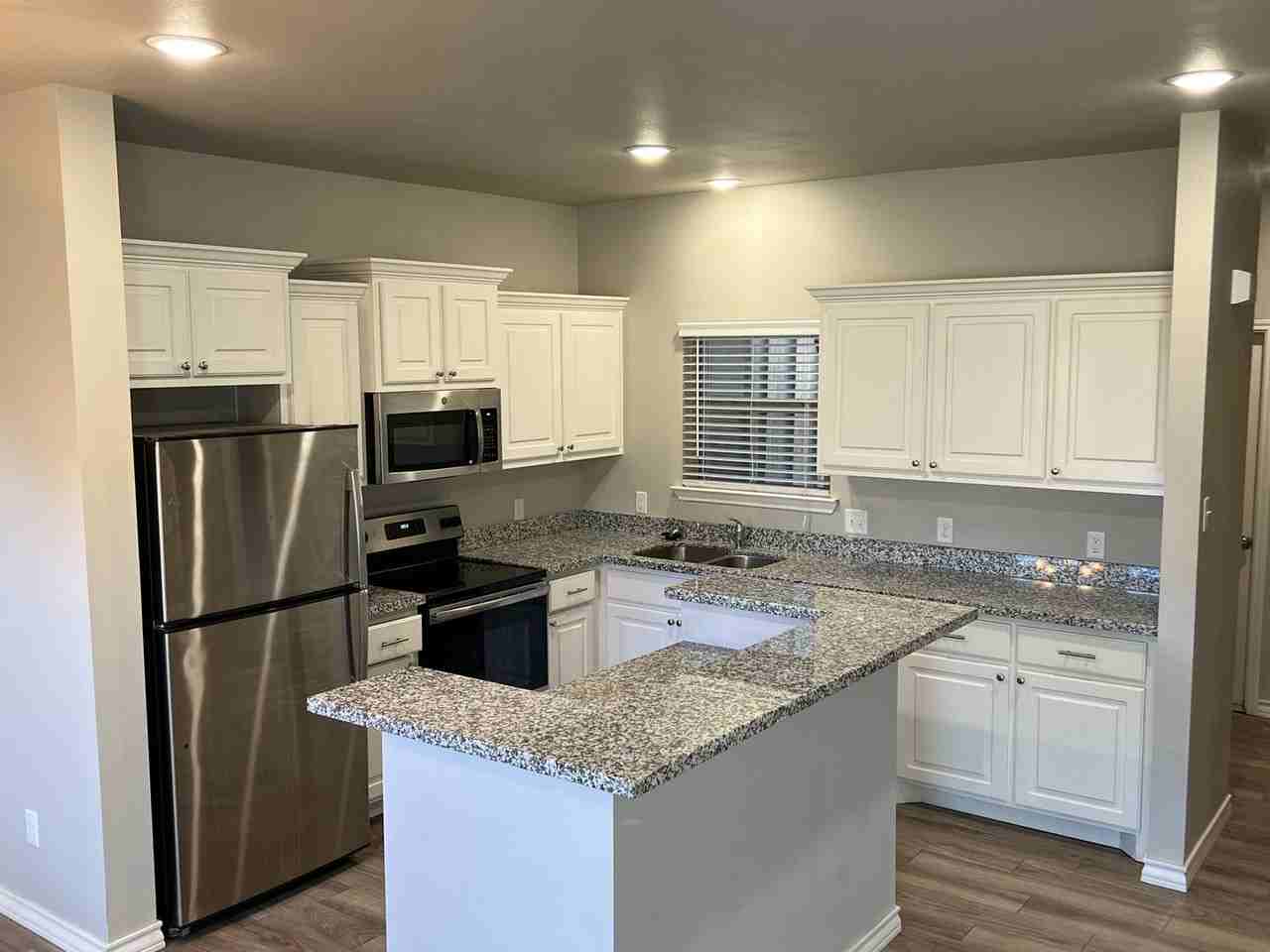 6040 24th St #43 - Photo 5 of 17