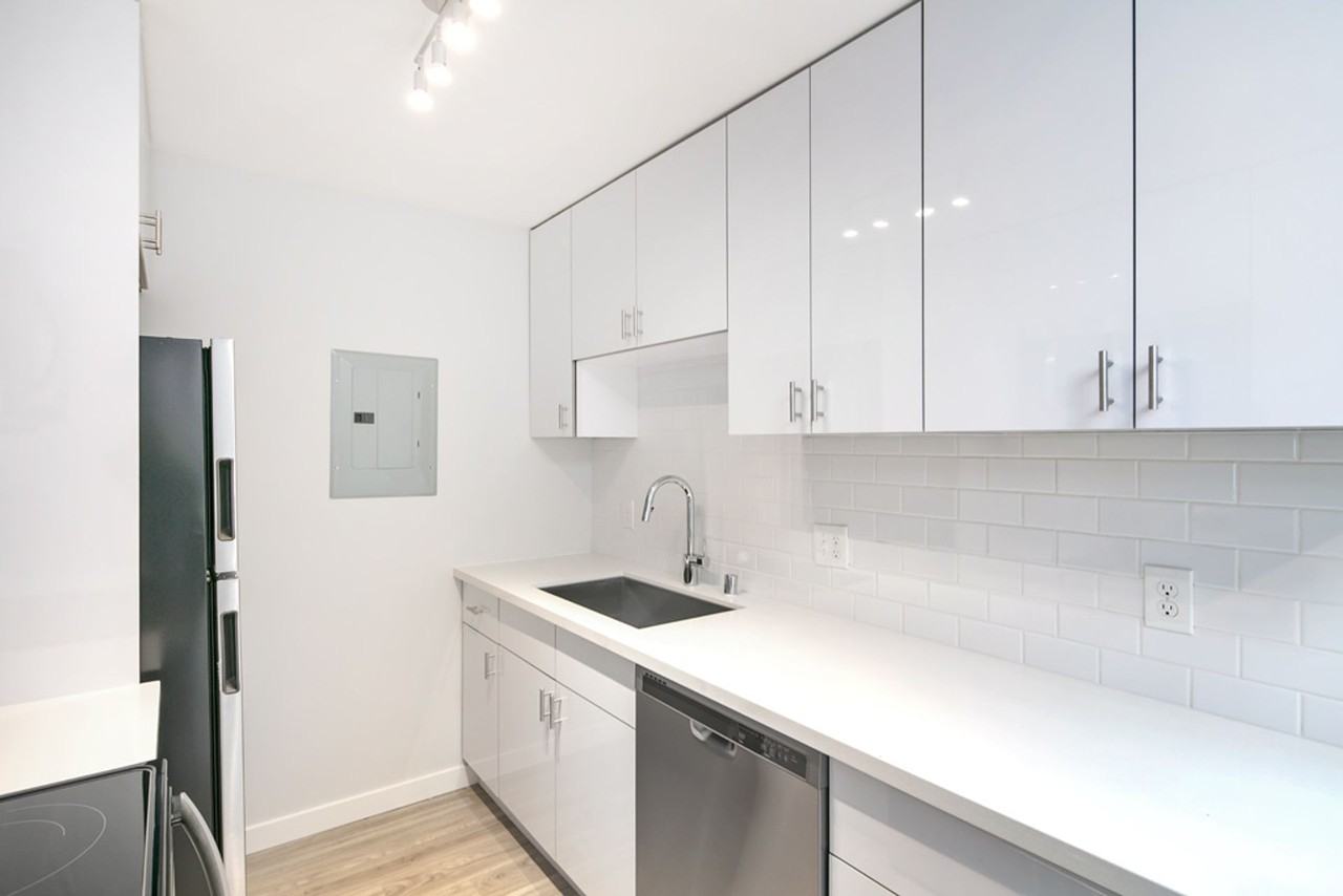 Linden Apartments! - Photo 2 of 19