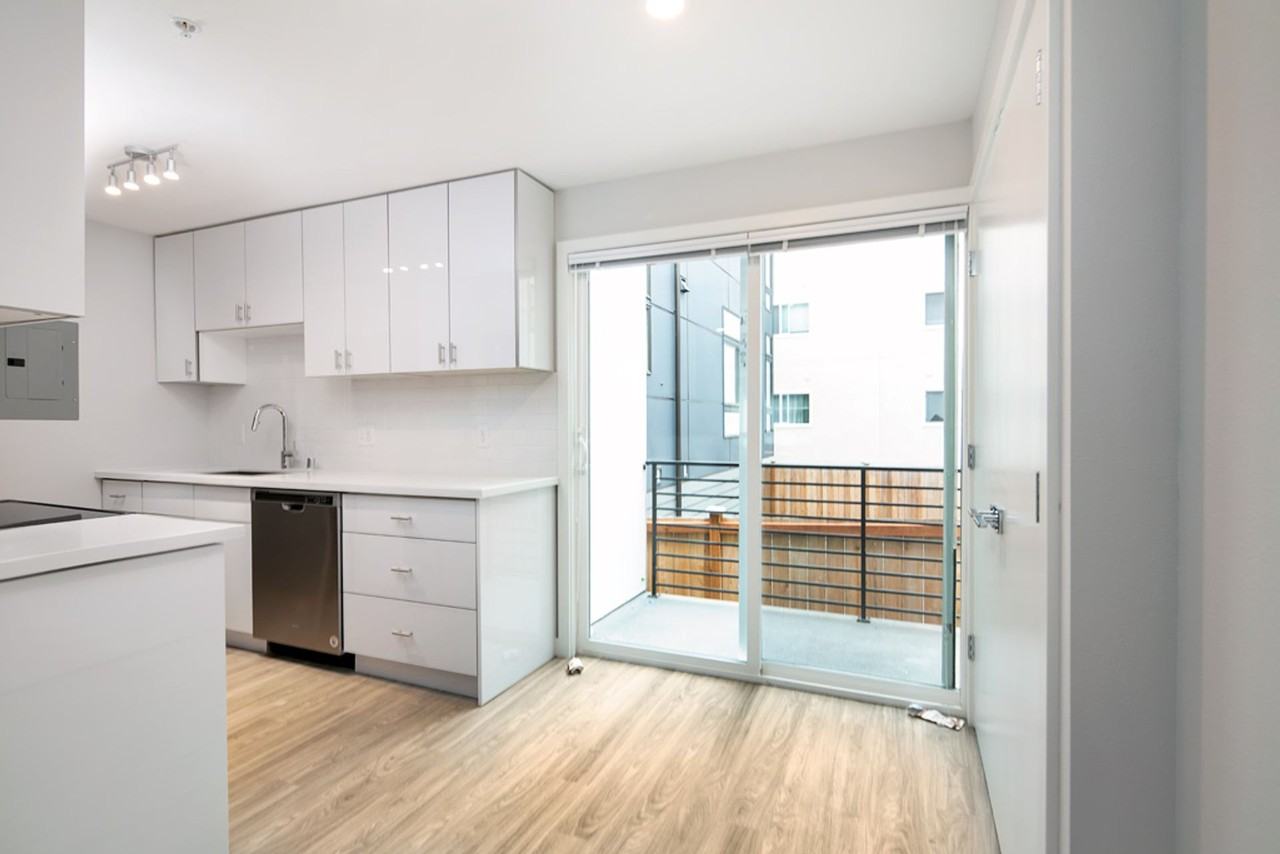 Linden Apartments! - Photo 4 of 19