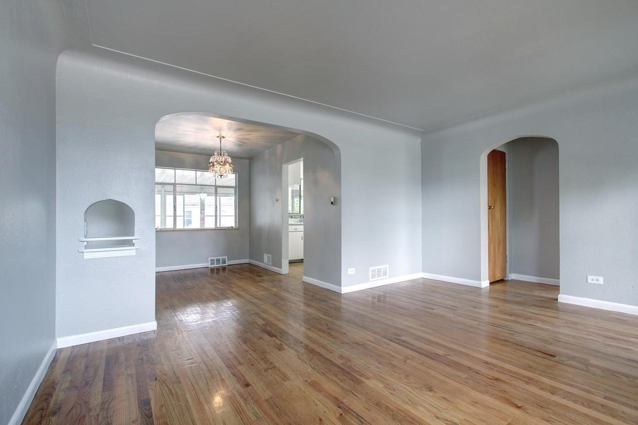 4453 Fillmore St - Photo 3 of 27