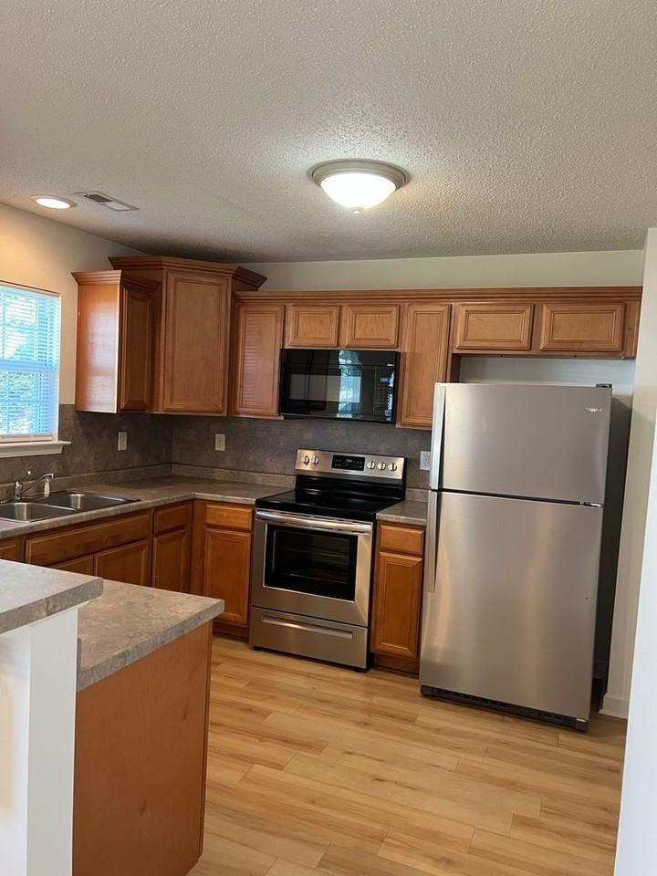173 Clusters Cir - Photo 3 of 24