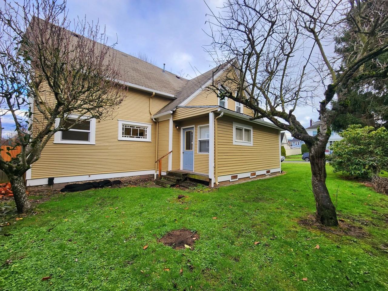 1215 High St - Photo 3 of 18