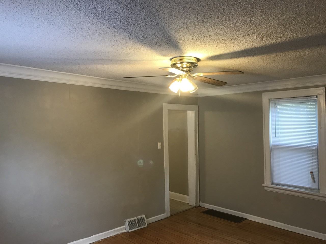 2324 W 7th St - Photo 5 of 14