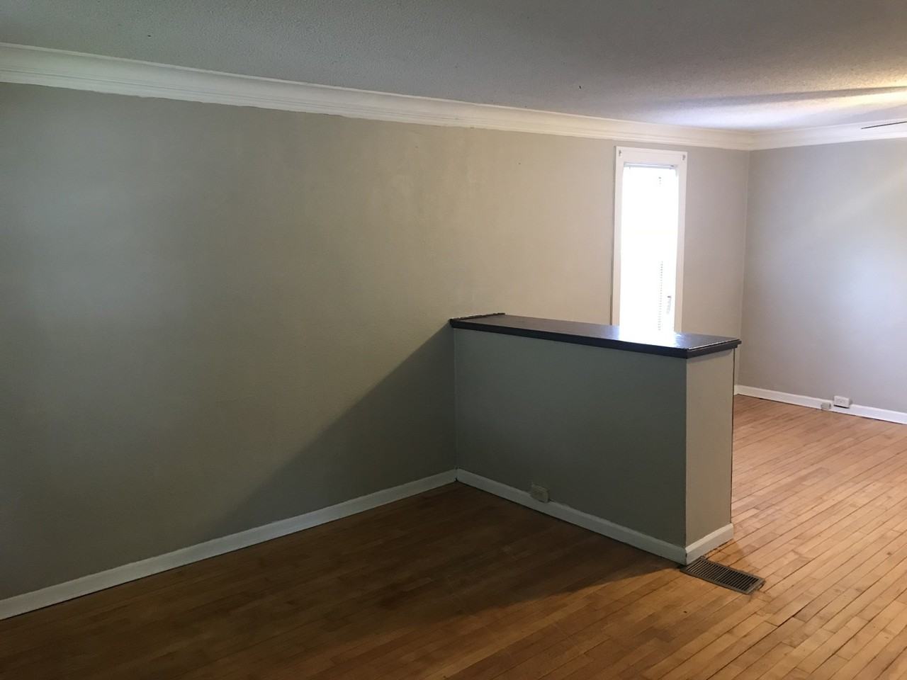 2324 W 7th St - Photo 6 of 14