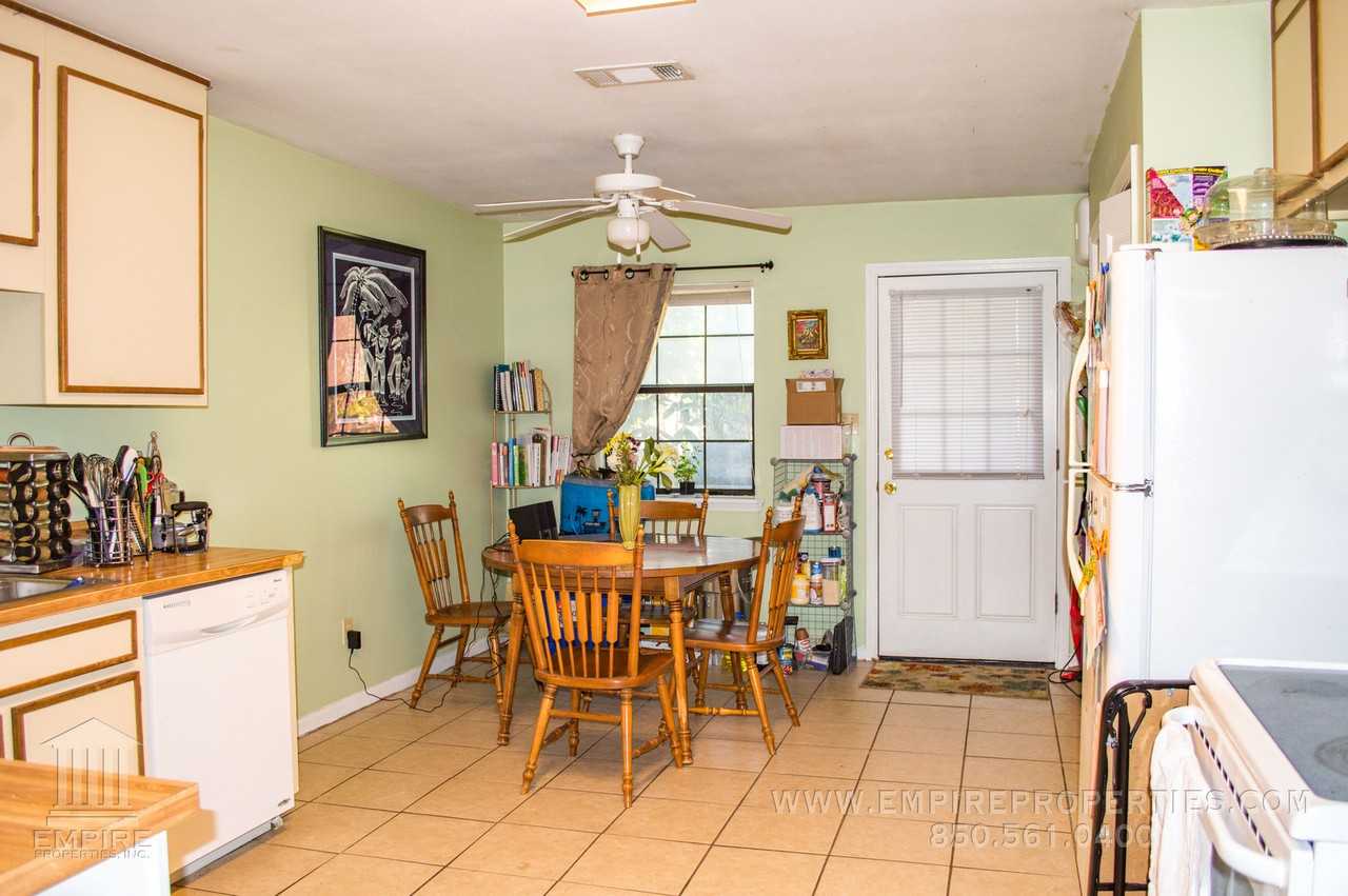 1000 N Duval St Apt A - Photo 6 of 19
