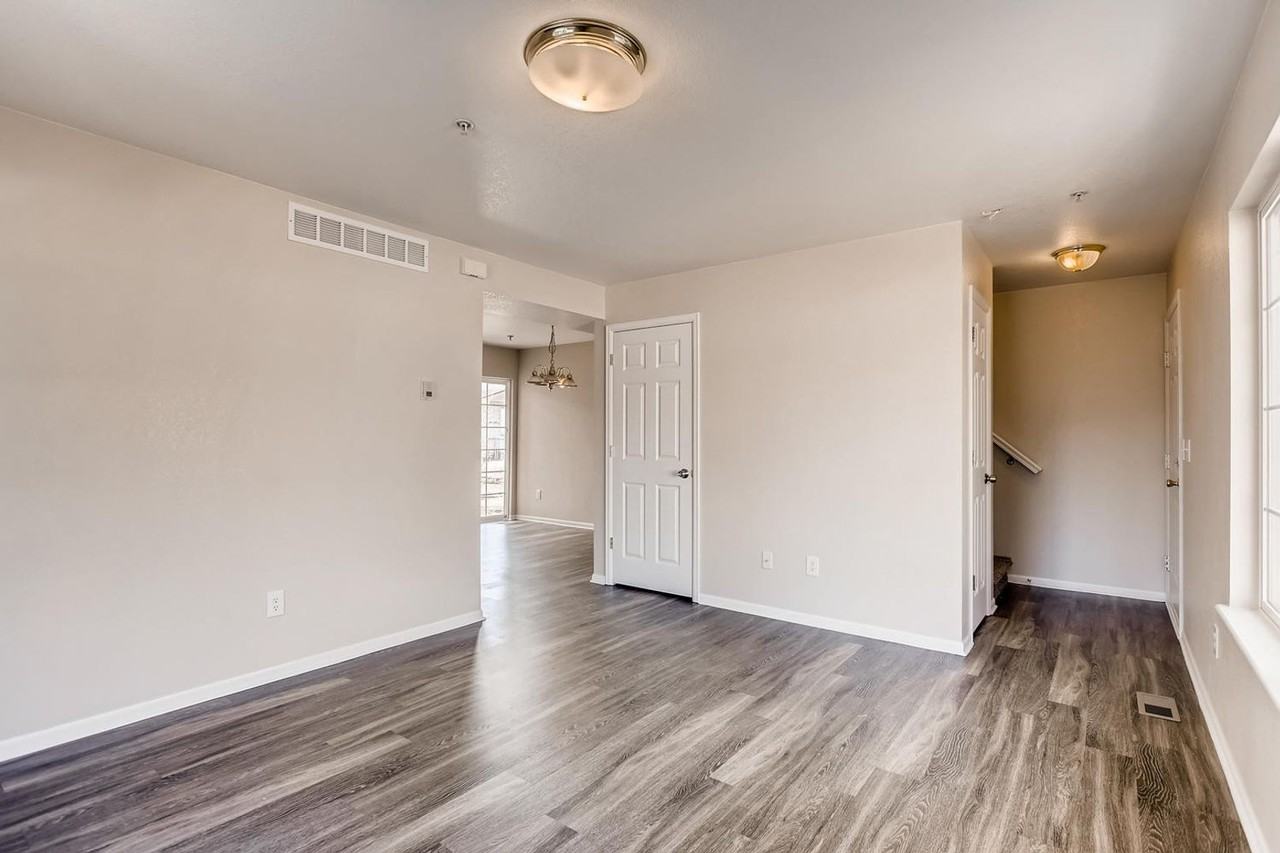 1731 Morningside Dr - Photo 3 of 23