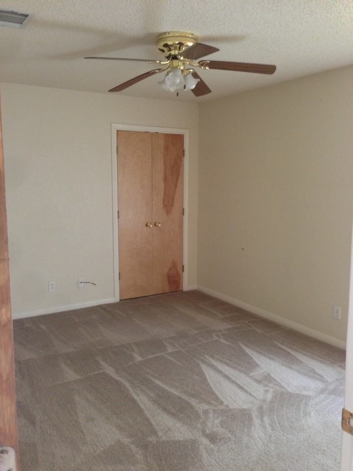 1513 Breezy Dr - Photo 7 of 8
