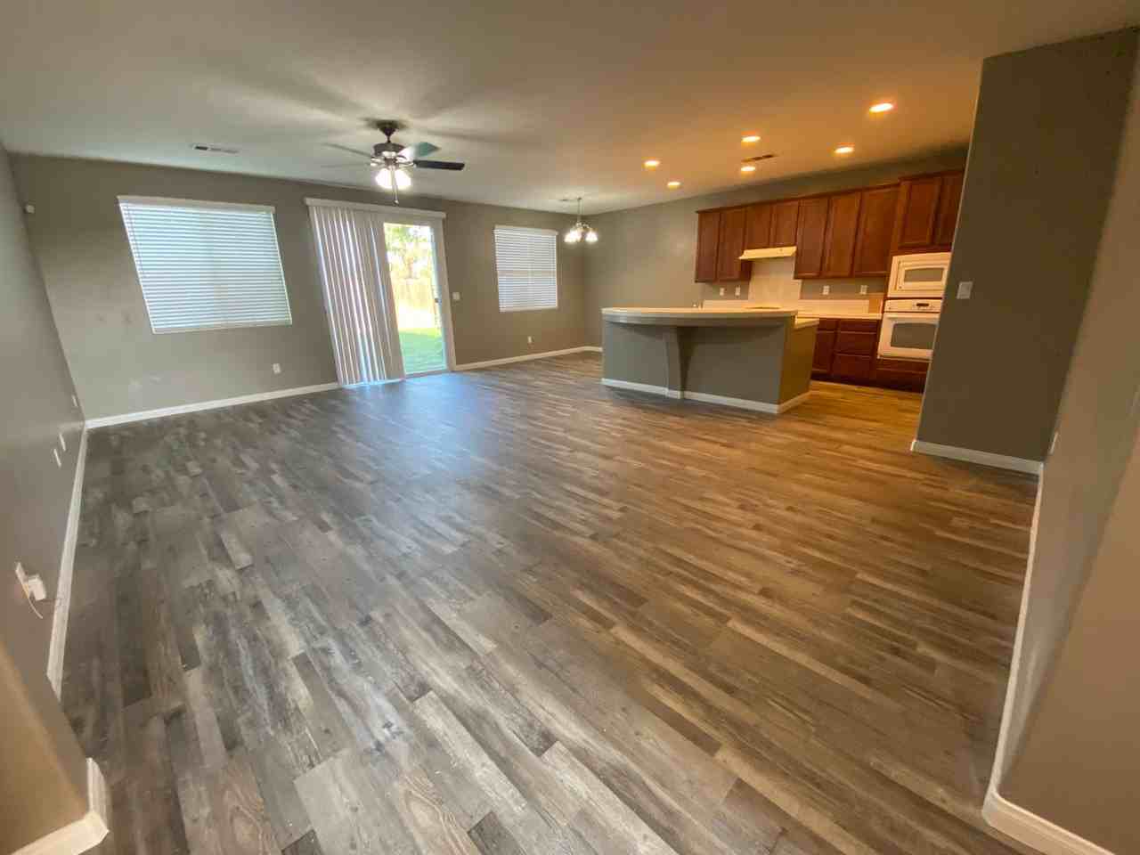 5203 Sweet Sunblaze Ave - Photo 2 of 13