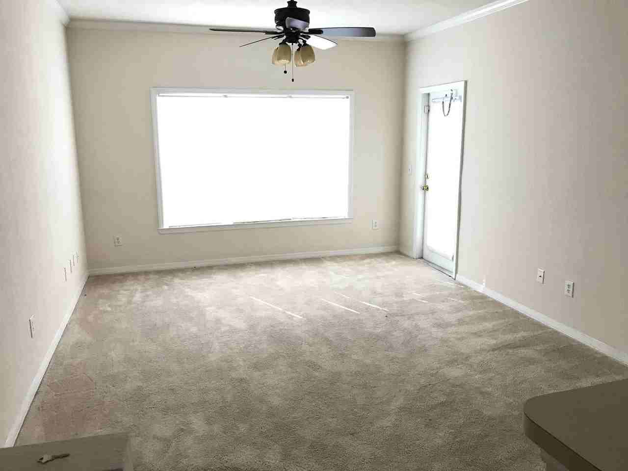 3563 Conroy Rd - Photo 3 of 12