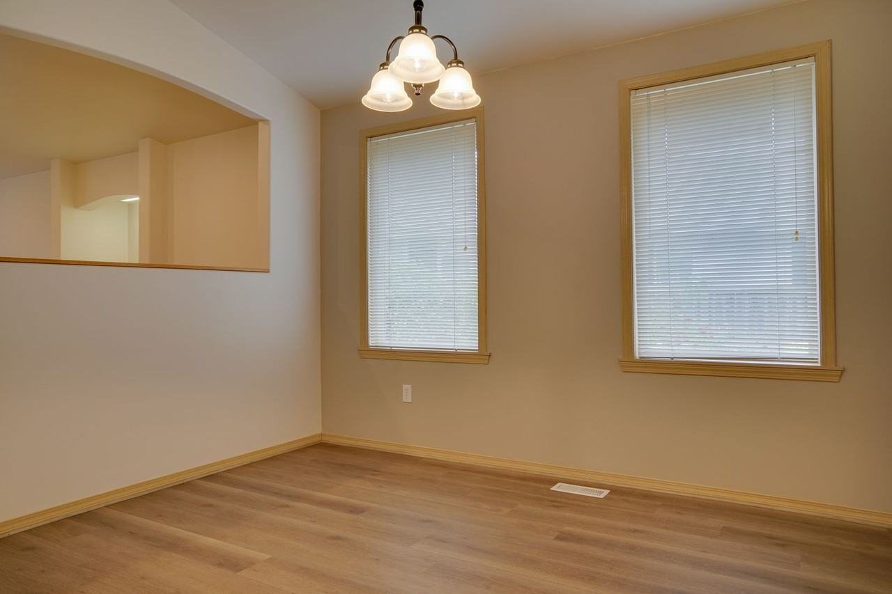 1910 N Ct Se - Photo 7 of 20