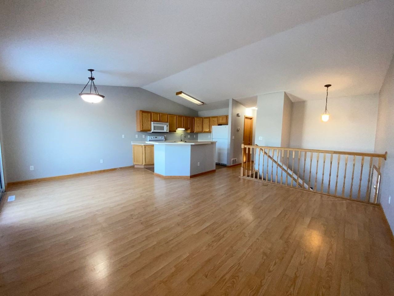 2570 Amber Valley Ct S - Photo 4 of 48