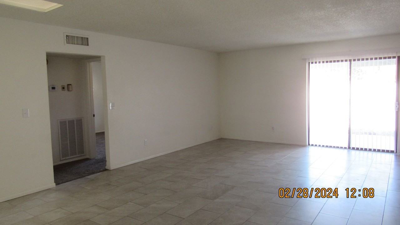 2571 Talisman Ln - Photo 6 of 26